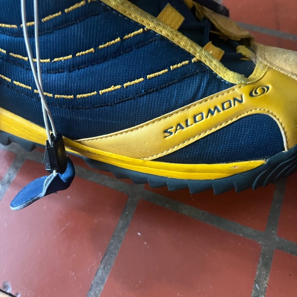 End of the season Salomon snowboarding boots size 10,5 unisex - Picture 2 of 6